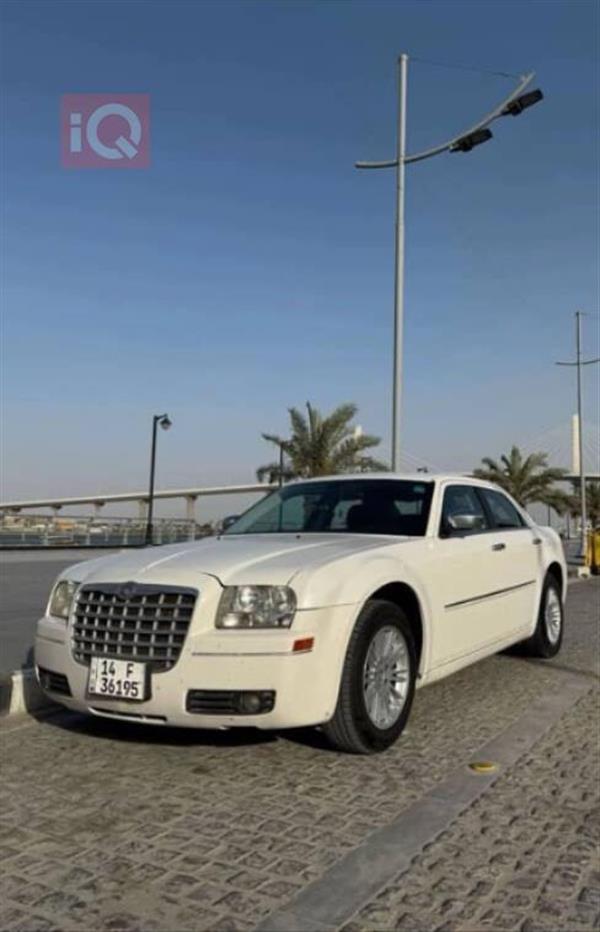 Chrysler 300 2009 for sale in Iraq - Amarah